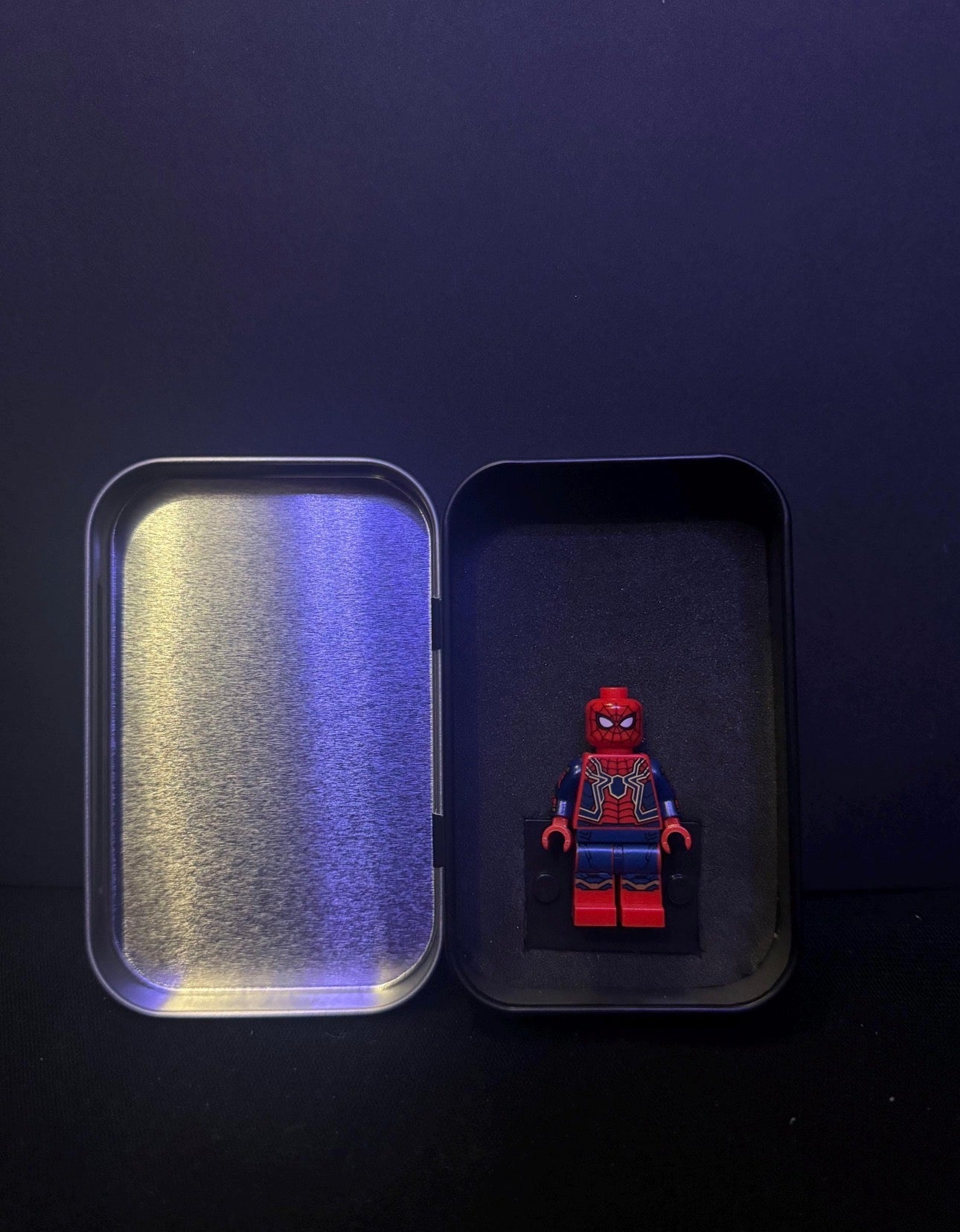 Pocket Figure Case (Single)