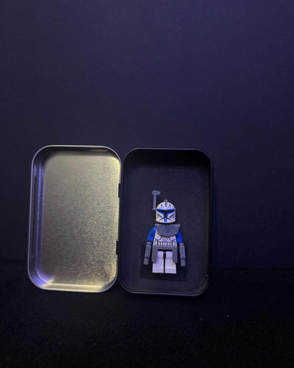Pocket Figure Case (Single)