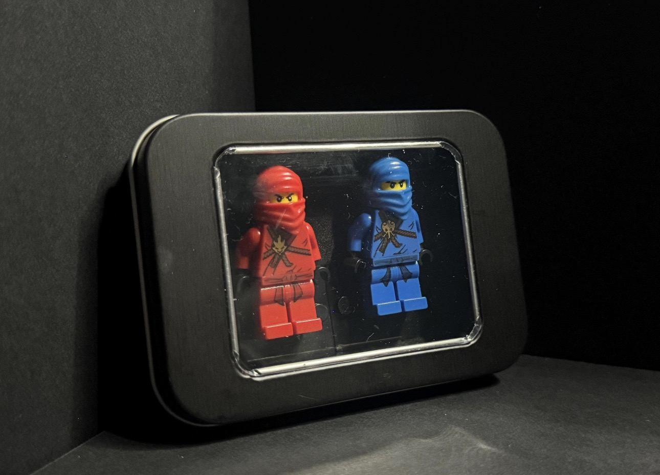 Pocket Figure Display Case (Double)